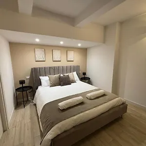 celeste-rooms.taorminaitalyhotels.com/